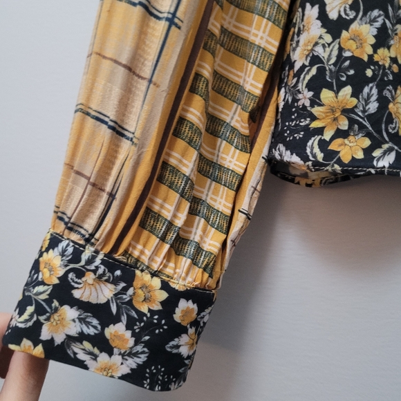 Zara Contrast Print Floral Plaid Button Front Blouse - Picture 6 of 11